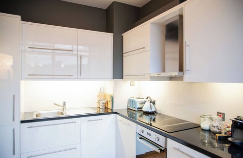 The Liberties Apartment | Spacious, modern 2-bed in Temple Bar with views across the City