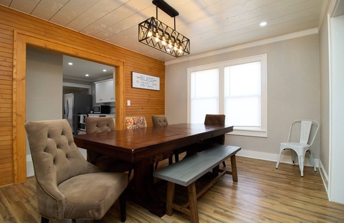 San Angelo House | ✔ Spacious & Modern + Pool Table + Great Location