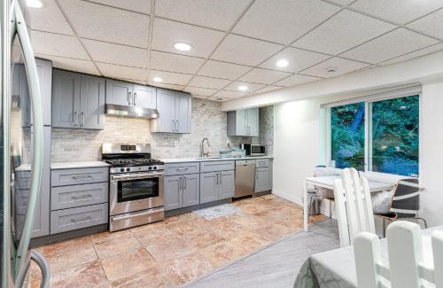 Canyon Heights House | Spacious NEW 3 Bedroom Nature Retreat home