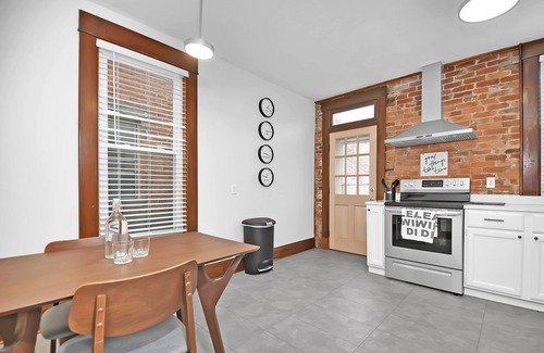 Olde Towne East House | Spacious newly-renovated Downtown Columbus home