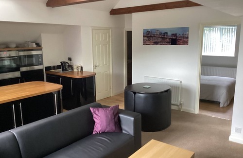 Great Doddington Apartment | Spacious One Bed Deluxe Apartment in Daventry