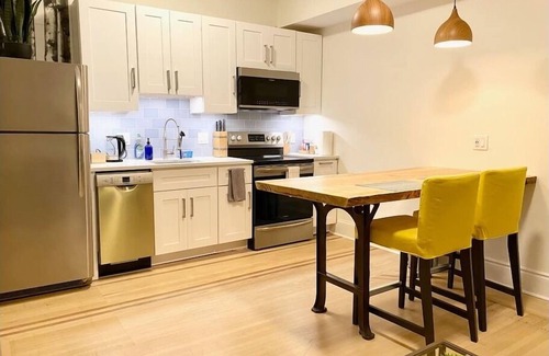 Garden Court Apartment | Spacious One Bedroom Overlooking Park, Near UPenn