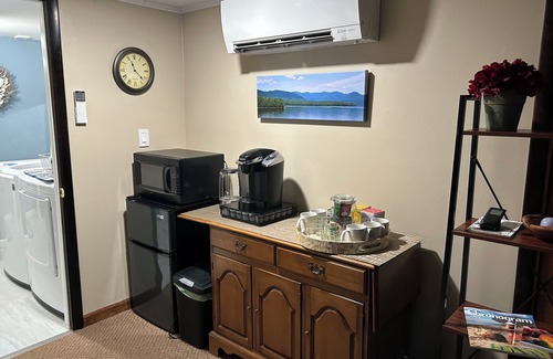 Port Ewen Apartment | Spacious, Private- Kingston, Hudson Valley colleges, Off Street Park