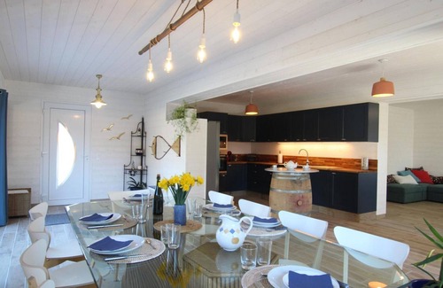 Jullouville Cottage | Spacious Retreat: Private Pool, Spa, Baby Equipment, near Jullouville Beach
