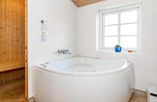 Øby House | Spacious Retreat with Spa - By Traum Ferienwohnungen