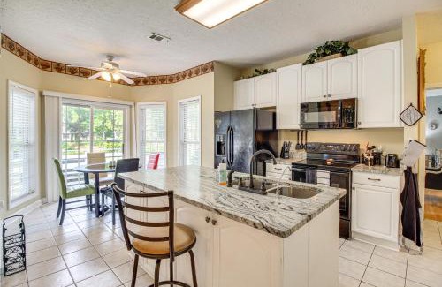 Richmond Hill House | Spacious Richmond Hill Hideaway with Deck!