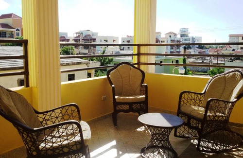Corales del Sur Apartment | Spacious Studio, Kitchennette Balcony City View - Close to Las Americas Airport