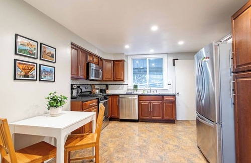 South Side Flats House | Spacious Stay in Southside Slopes Near Downtown