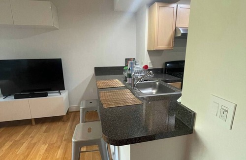 Capitol Hill Apartment | Spacious studio in Southwest by Wharf, National Mall, museums w/workspace