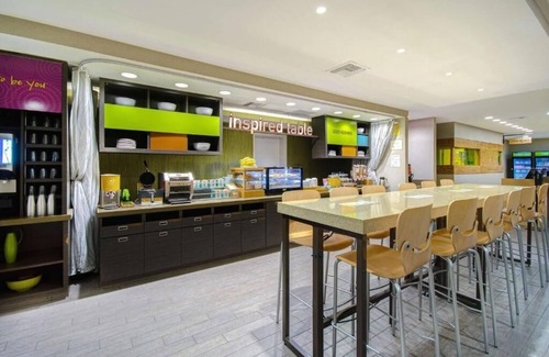 University House | Spacious Suite w/Sustainable Touches Close to Convention Center