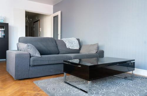 Republique–Point-du-Jour Apartment | Spacious T4 near town center