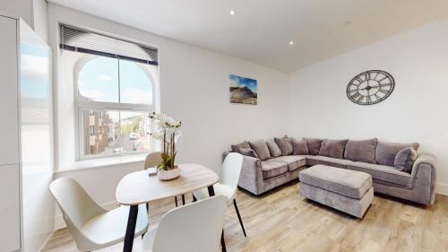 Abertillery Apartment | Spacious three bedroom apartment with Valley views
