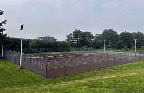 Harrisburg - Hershey House | Spacious Unit w/Pool Access, Parking & Airport Shuttle - Pets are Allowed