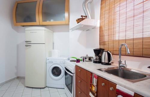 Archanes Apartment | Spacious Urban Apartment in Heraklion