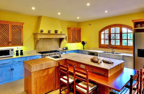 Bonmont Terres Noves Villa | Spacious villa in urbanization near the sea