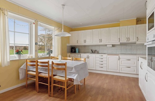 Faxe Ladeplads Villa | Spacious villa in the countryside near the beach