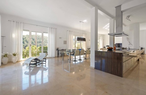 Palma de Mallorca Villa | Spacious villa in Son Vida, prime location near Palma with lovely views