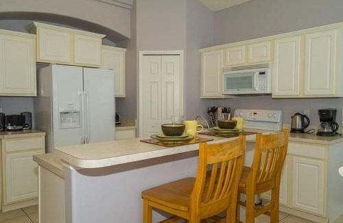 Four Corners House | Spacious Villa with Pool, spa & Game Room