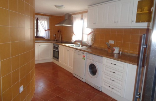 La Canuta Villa | Spacious villa with private pool near the beach