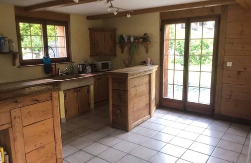 Volleges Ski Chalet | Spacious Wooden Chalet near Verbier with Jacuzzi!
