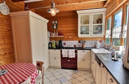 Penvenan House | Spacious wooden house by the sea (pink granite coast)