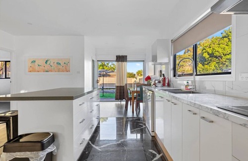 Wyong House | Spacious Wyong Getaway