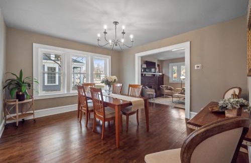Waupaca House | Spanish Charm 4bed/3bath