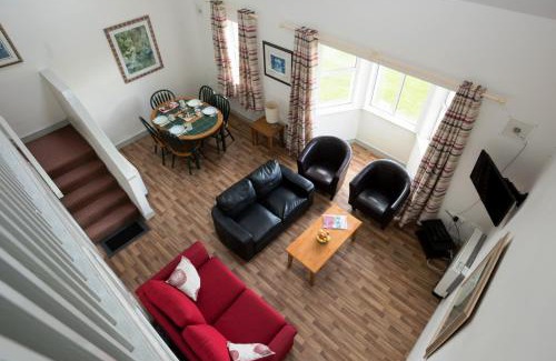 Kilkee House | Spanish Cove Holiday Homes Sleeps 5 by Trident Holiday Homes