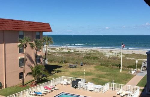 Cocoa Beach Apartment | Spanish Main