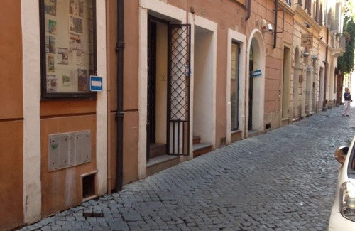 Rione IV Campo Marzio Apartment | Spanish Steps Apartment Fre Wi-Fi