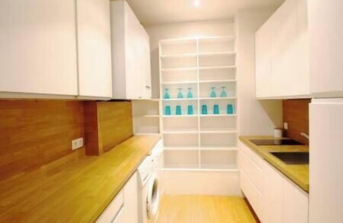 Saint-Merri Apartment | Sparissimo, 6 BR/4 BA, 14 people, 220 sq m