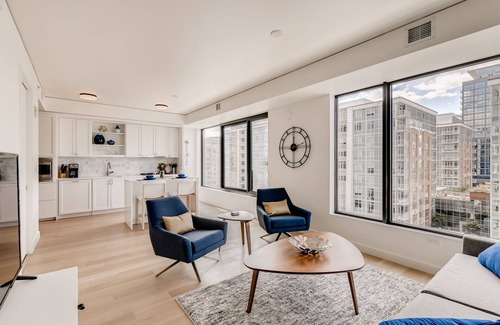 LoDo Condo | Special Fall Discount/Posh Condo in Popular LoDo/Union Station