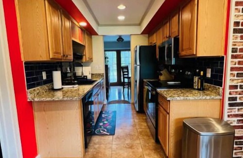 Annapolis House | SPECIAL OFFER! RATES REDUCED FOR THE REMAINDER OF 2024! 4BR Near Navy Stadium!"