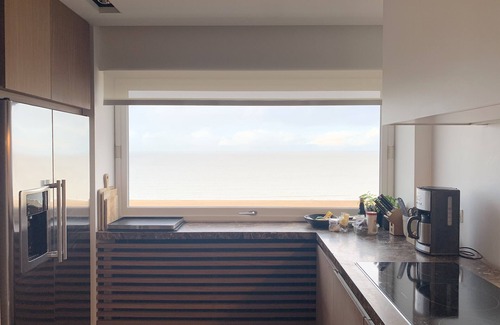 Albertstrand Apartment | Specious Retro Design Apartment With sea View