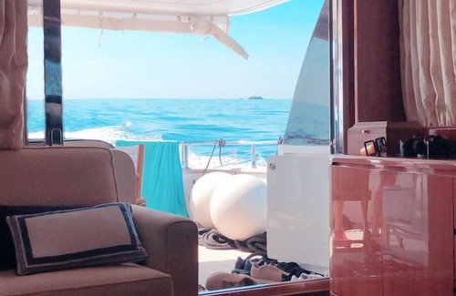 Ensanche Diputacion Boat Rental | Spectacular Luxury Yacht center Alicante