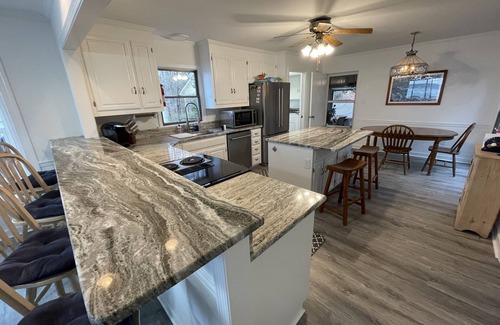Littleton House | Spectacular - Main Lake Home - Huge Dock - Sleeps 18