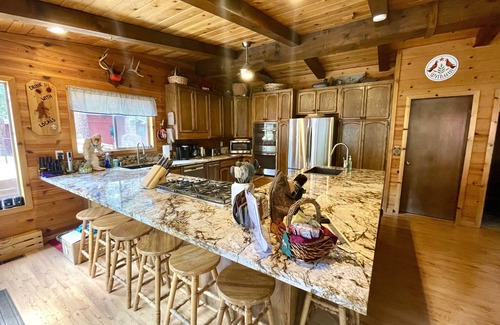 Upper Kingsbury House | Spectacular Mountain Home: Near Heavenly, Tahoe Rim Trail, Family Friendly, 10