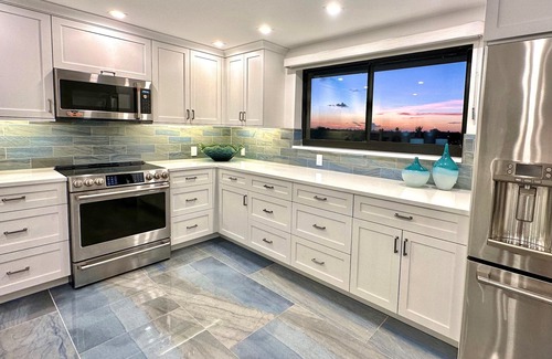 Key West Condo | Spectacular Ocean View Amazing quality- Massage Chair. Newly renovated