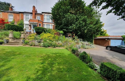 Leicester House | Spectacular Period Property Located In Leicester