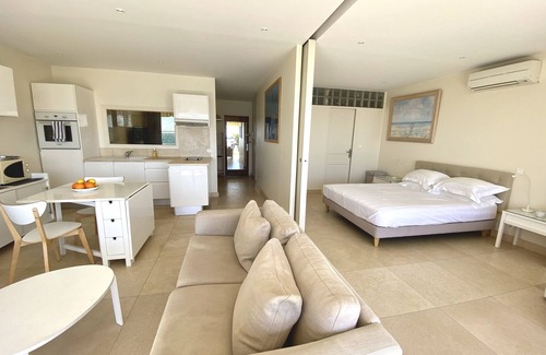Juan-les-Pins Apartment | Spectacular sea views - Waterfront location