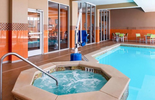 Amarillo House | Spectacular Suite for a Refreshing Stay! Pool, Gym