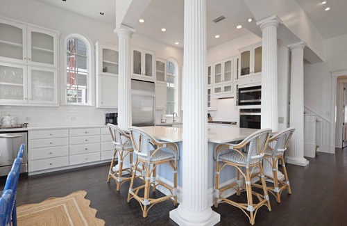 Saint Simons Island House | Spectacular Ocean Views! Immaculate Family Oceanfront Home, Pool, Rooftop Deck! Emmeline Cottage
