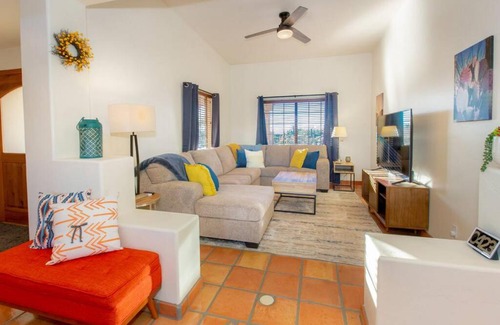 Tortolita House | Spectacular Views, Heated Pool, and Outdoor BBQ