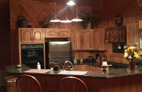 Bryson City Cabin | Spectacular Westward View.