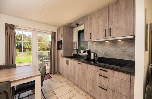 Hoge Hexel House | Spend an unforgettable vacation with friends and family in this beautiful vacation home at vacation park Buitengoed Het Lageveld.