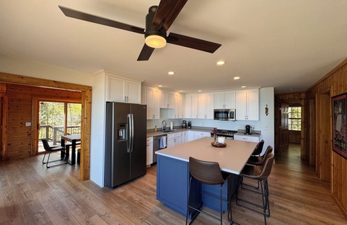 Northport Cabin | Spend the summer at this pristine house on Grand Traverse Bay!