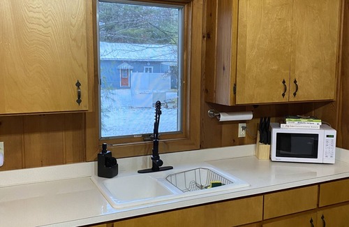 Caseville Cottage | Spend time in the Sun and Sand at Cozy Cottage of Caseville.