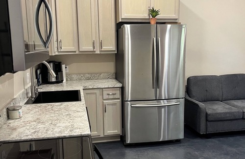 Warren Apartment | Spend your time relaxing with a view of the Allegheny River