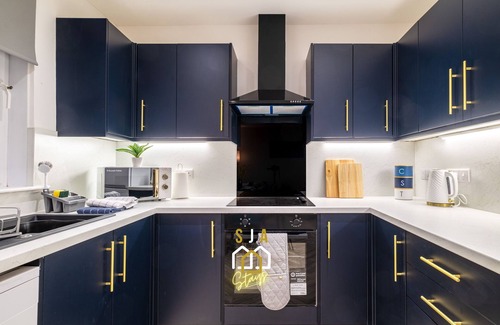 Central Aberdeen Apartment | Spital Stay - SJA Stays - Luxury 3 Bed Apartment