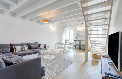 Opera Apartment | Splendid 2-bedroom apartment close to the Opera